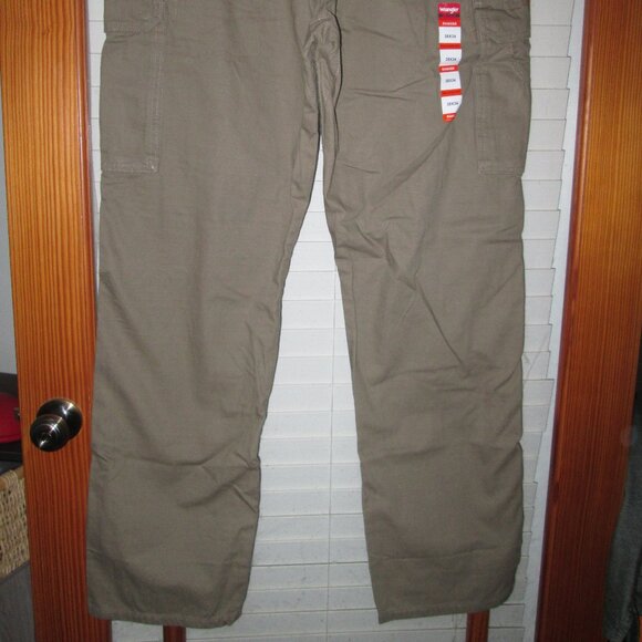 Wrangler Riggs Ranger Utility Pants Relaxed Fit Men's 38 X 34 NEW - Picture 5 of 8